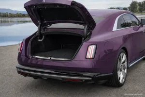 Rolls-Royce Spectre interior view 5 for South African vehicle comparison
