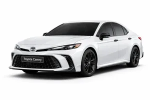 Toyota Camry exterior view 5 — South Africa 2026