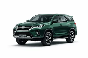 Toyota Fortuner exterior view 3 — South Africa 2026
