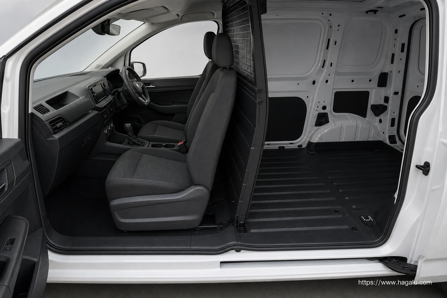 Volkswagen Caddy Cargo interior view 4 for South African vehicle comparison