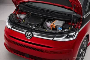 Volkswagen T7 Multivan Caravelle open bonnet and powertrain bay showing the under-bonnet layout in South Africa