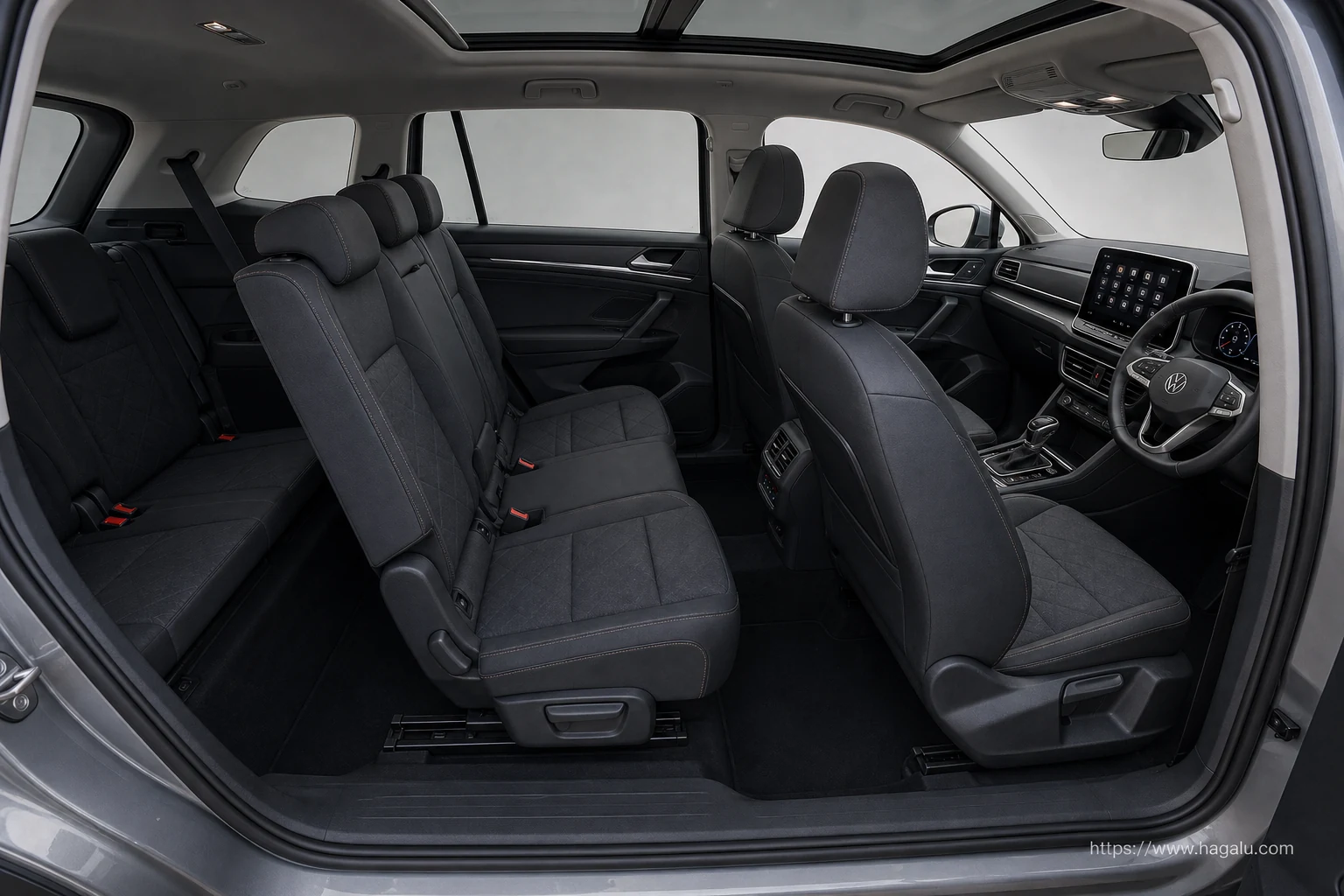Volkswagen Tayron interior view 3 for South African vehicle comparison