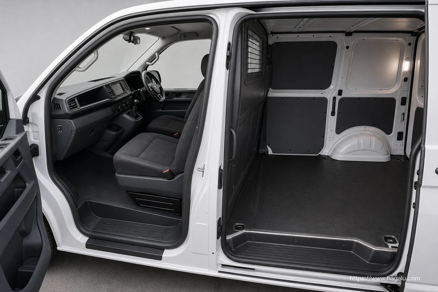 Volkswagen Transporter Vans interior view 4 for South African vehicle comparison