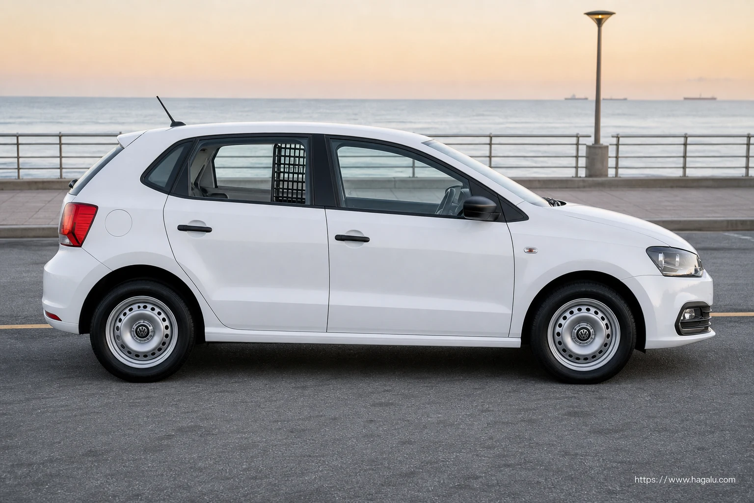 Volkswagen Vivo Xpress full side profile showing the roofline, doors and wheel design in South Africa