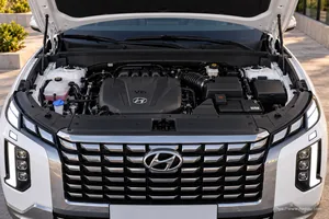 Hyundai Palisade exterior view 5 for South African vehicle comparison