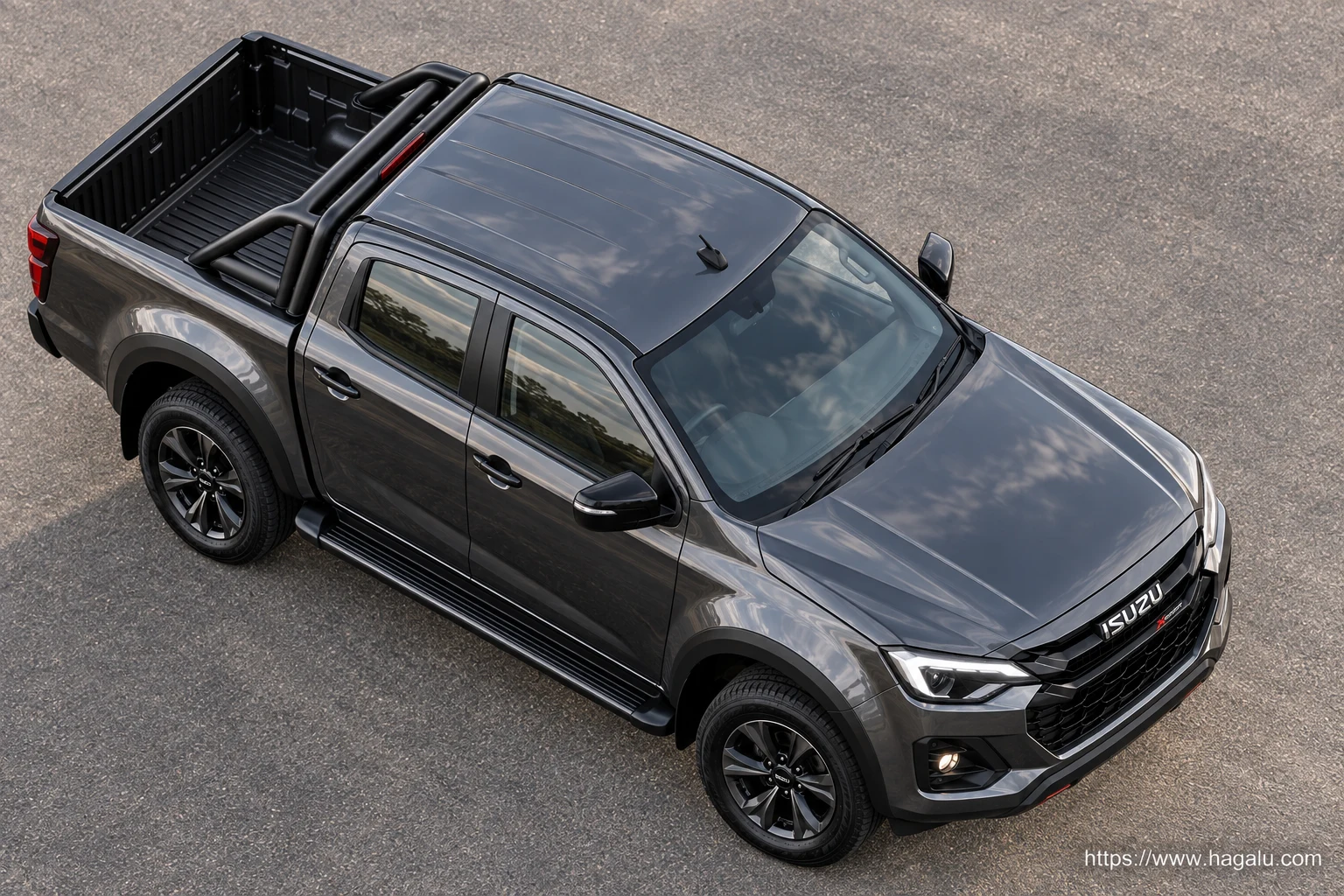 Isuzu D-Max X-Rider exterior view 4 for South African vehicle comparison