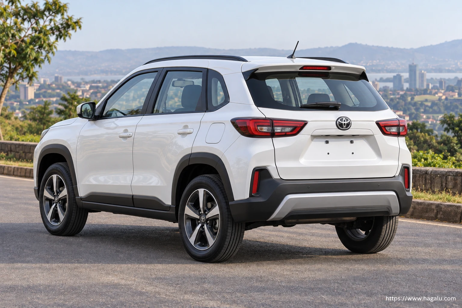 Toyota Urban Cruiser exterior view 2 for South African vehicle comparison