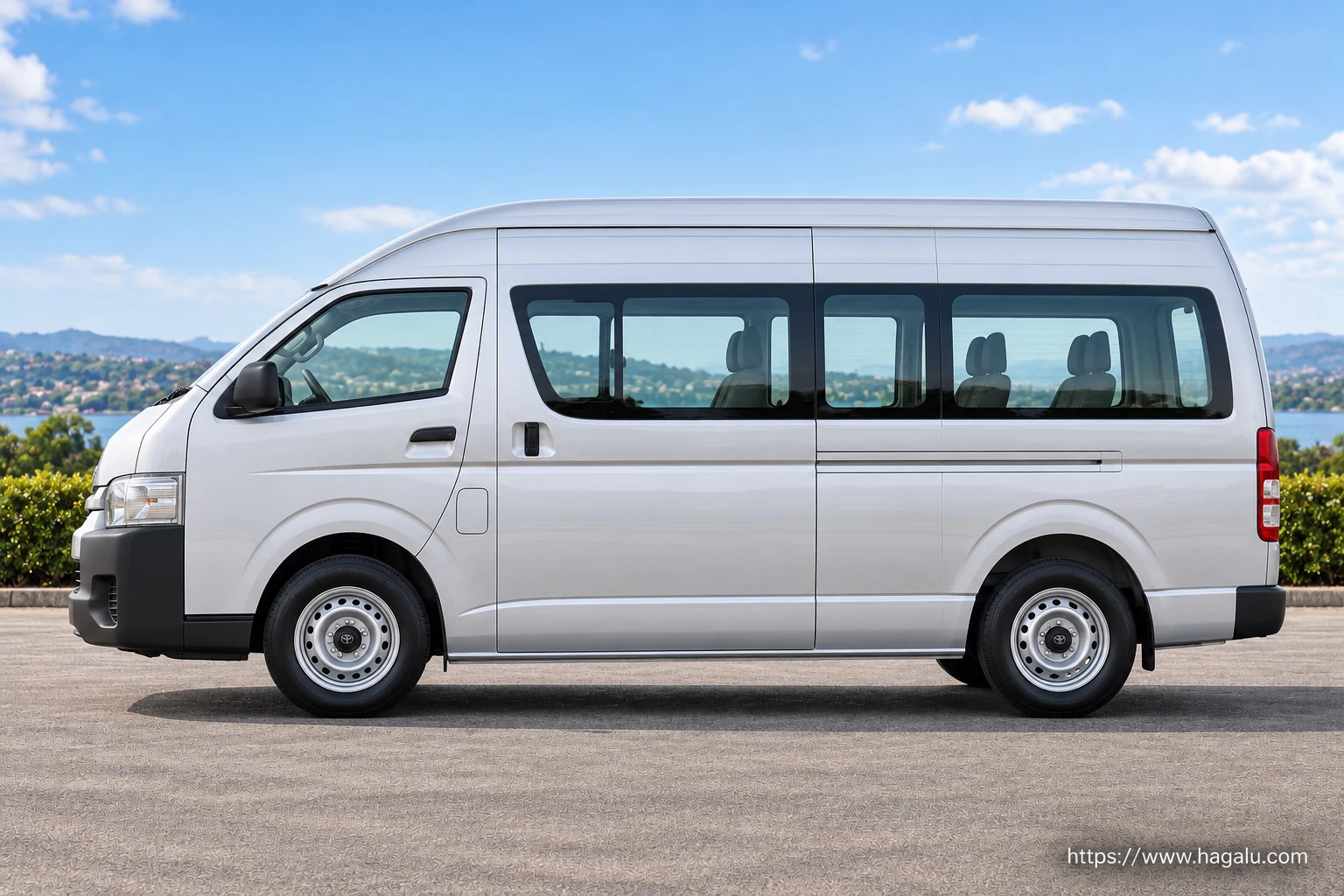 Toyota Hiace GD exterior view 3 for South African vehicle comparison