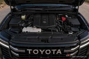 Toyota Land Cruiser 300 exterior view 5 for South African vehicle comparison