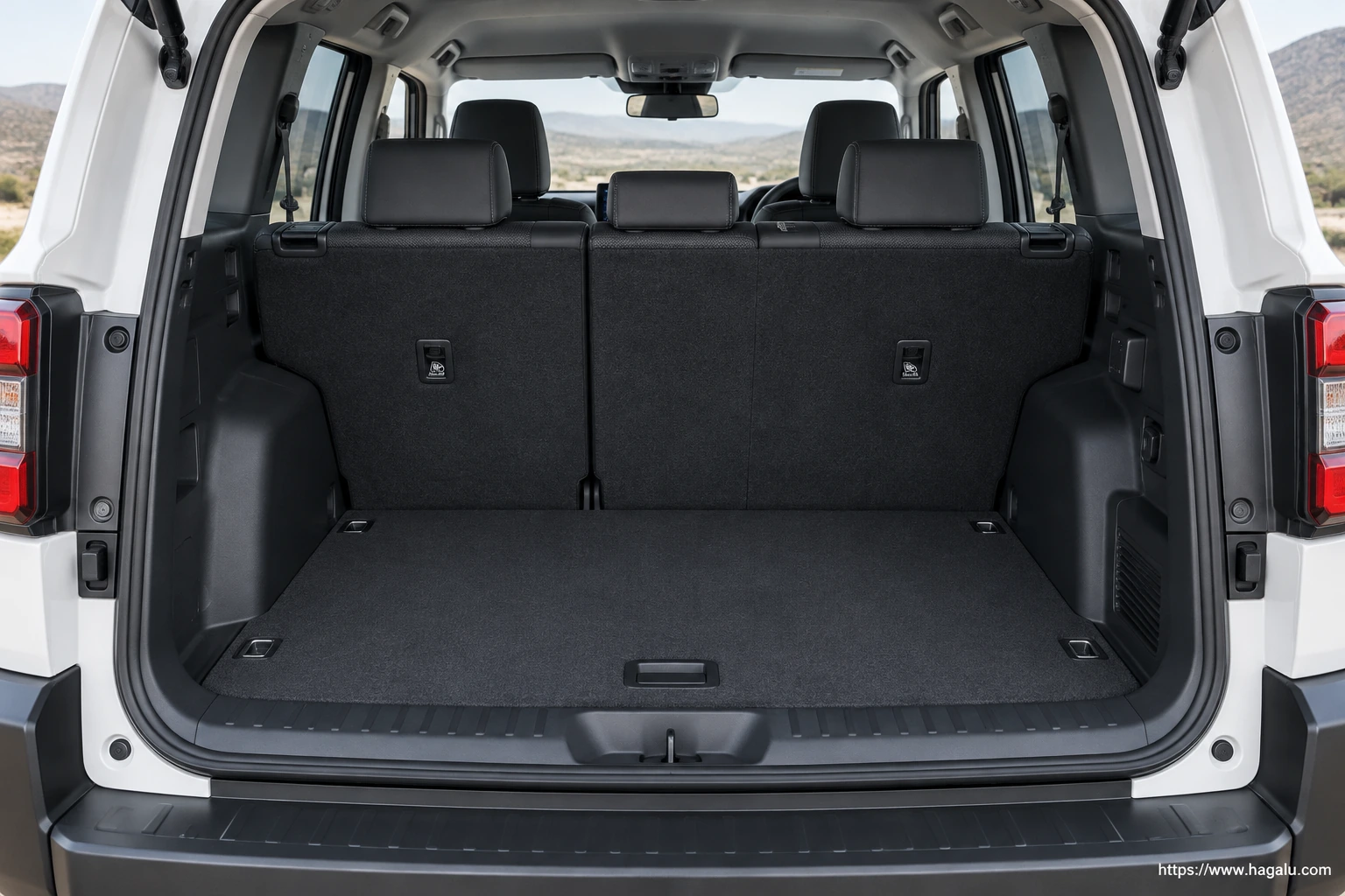 Toyota Land Cruiser FJ interior view 5 for South African vehicle comparison